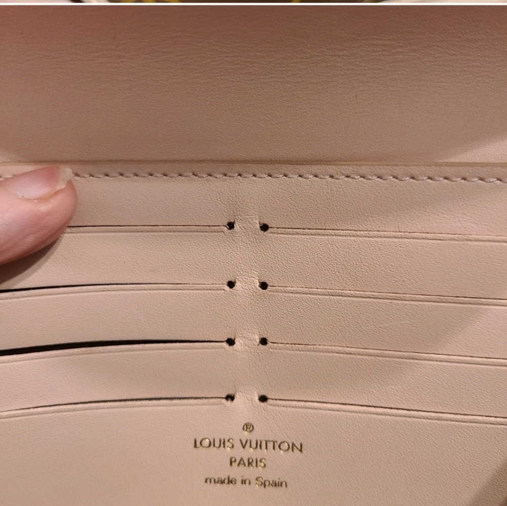 Louis Vuitton Vintage RARE Rose Ballerine Flore Monogrammed Long Wallet … - Picture 6 of 16